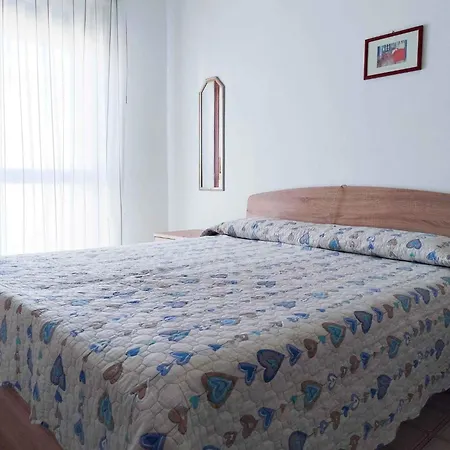 Apartment In 25174 *